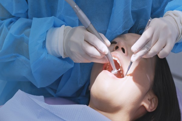 Signs That You Need To See A General Dentist