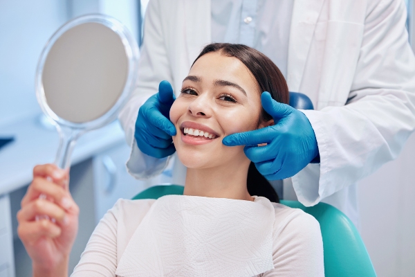 Tips To Heal Faster After Visiting An Emergency Dentist